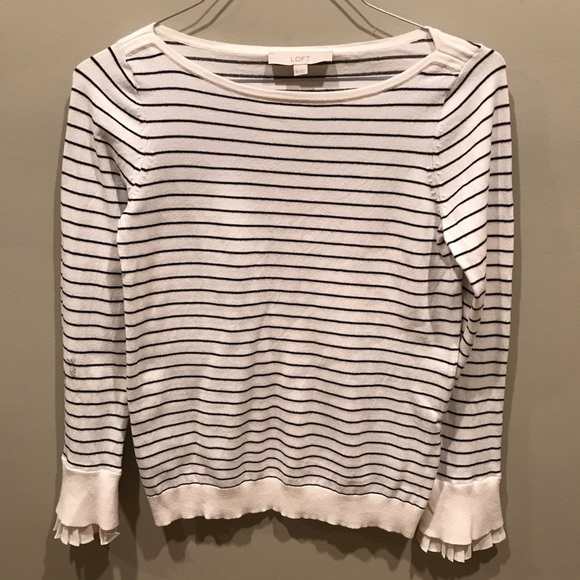 4/$25 Loft XS Sweater White with black stripes - Picture 1 of 8
